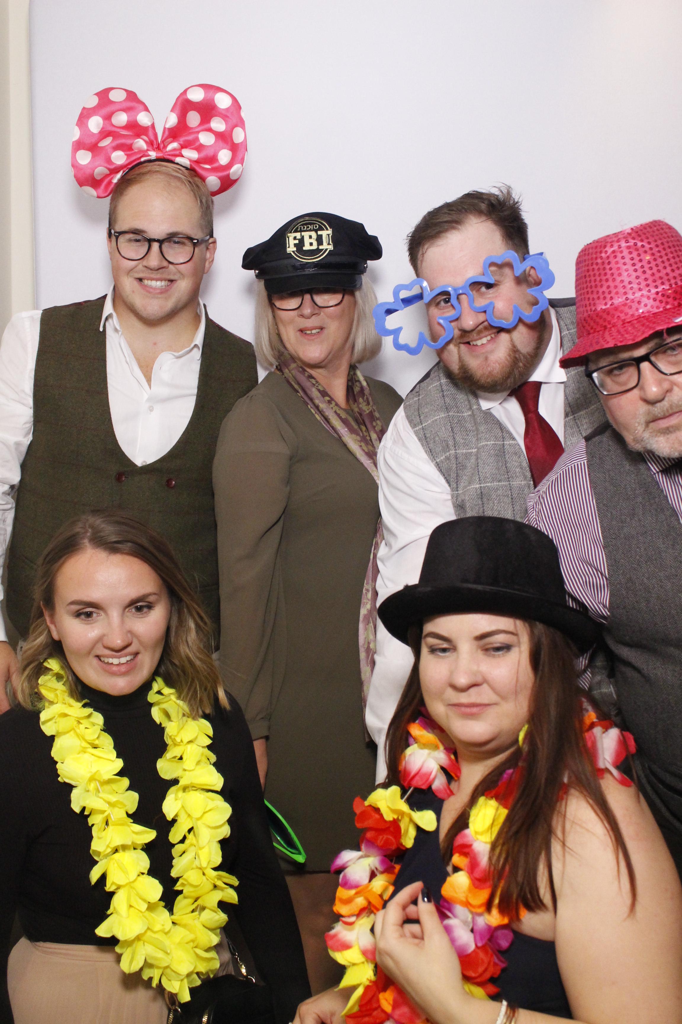 Luke & Emily's Wedding | View more photos from the event at gallery.myphotoboothexperience.co.uk/u/MyPhotoBoothExperienceLtd/Luke-Emilys-Wedding